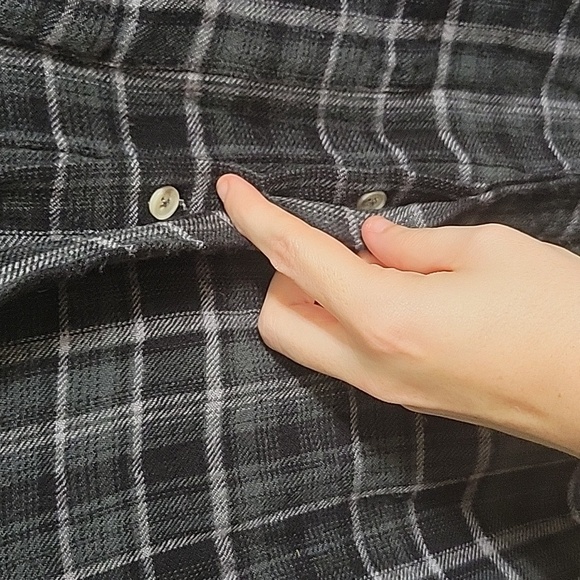 BDG Super Soft Oversized Flannel Button Down Shirt, size S - Picture 3 of 7